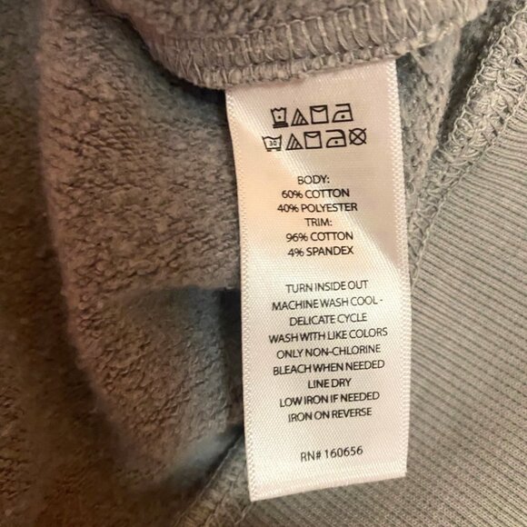 Cupcakes and Cashmere “Los Angeles” Oversized Cozy Graphic Sweatshirt – Size XS - Picture 6 of 6